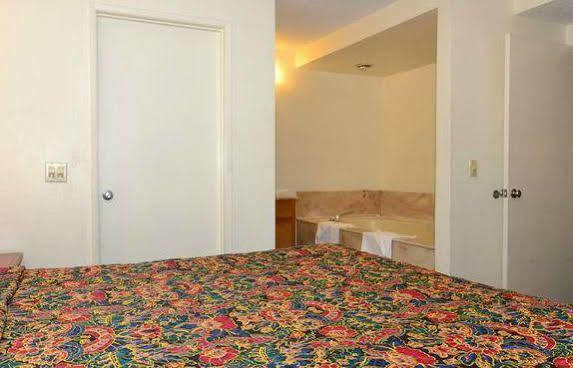 Days Inn By Wyndham Ontario Airport Eksteriør billede
